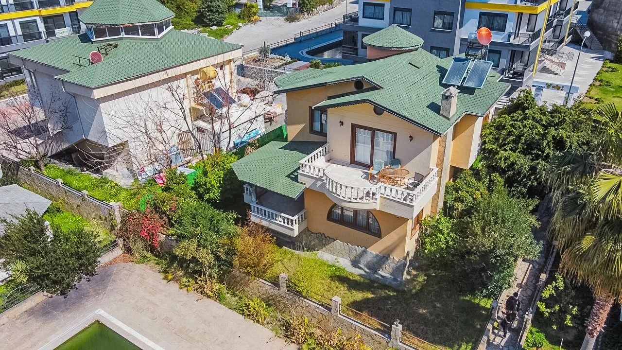 YILDIZ VİLLA KESTEL 3+1