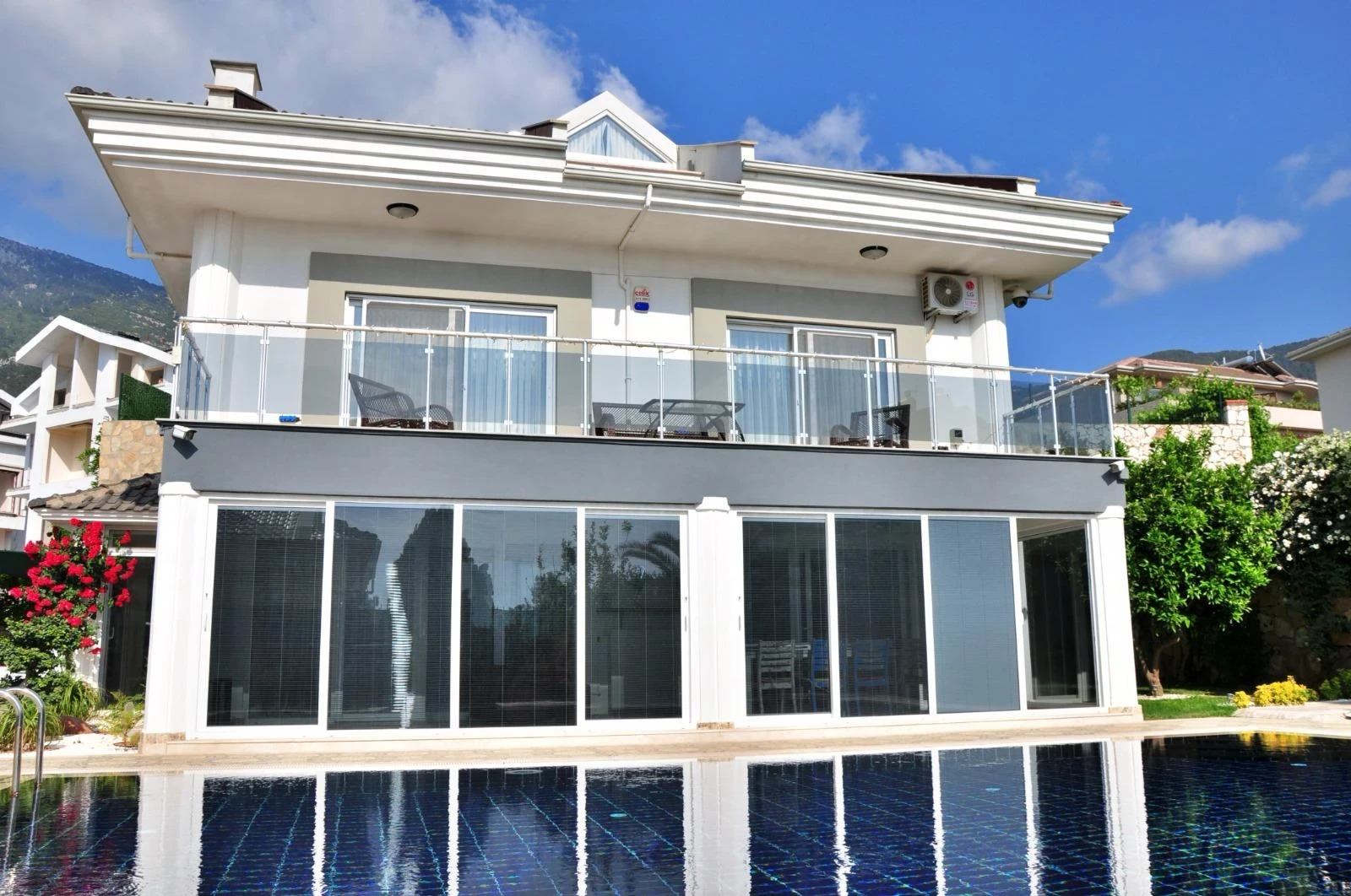 Fethiye Property World - real estate 968 villa  4.5+1