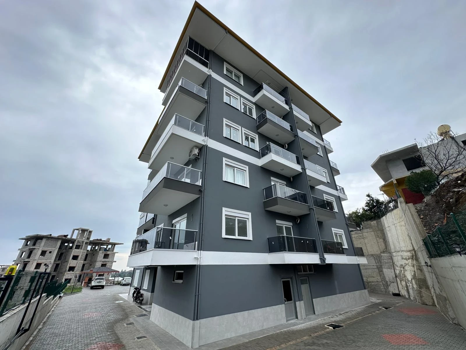 ALAIYE SUR RESIDENCE , NO.1