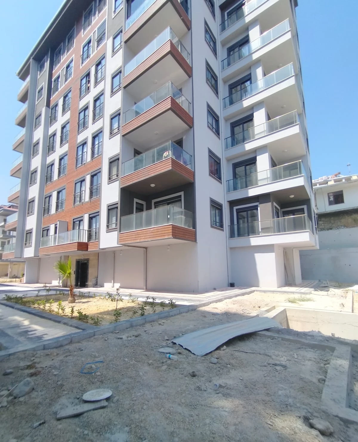 ELEGANT HOUSE RESIDENCE NO:7